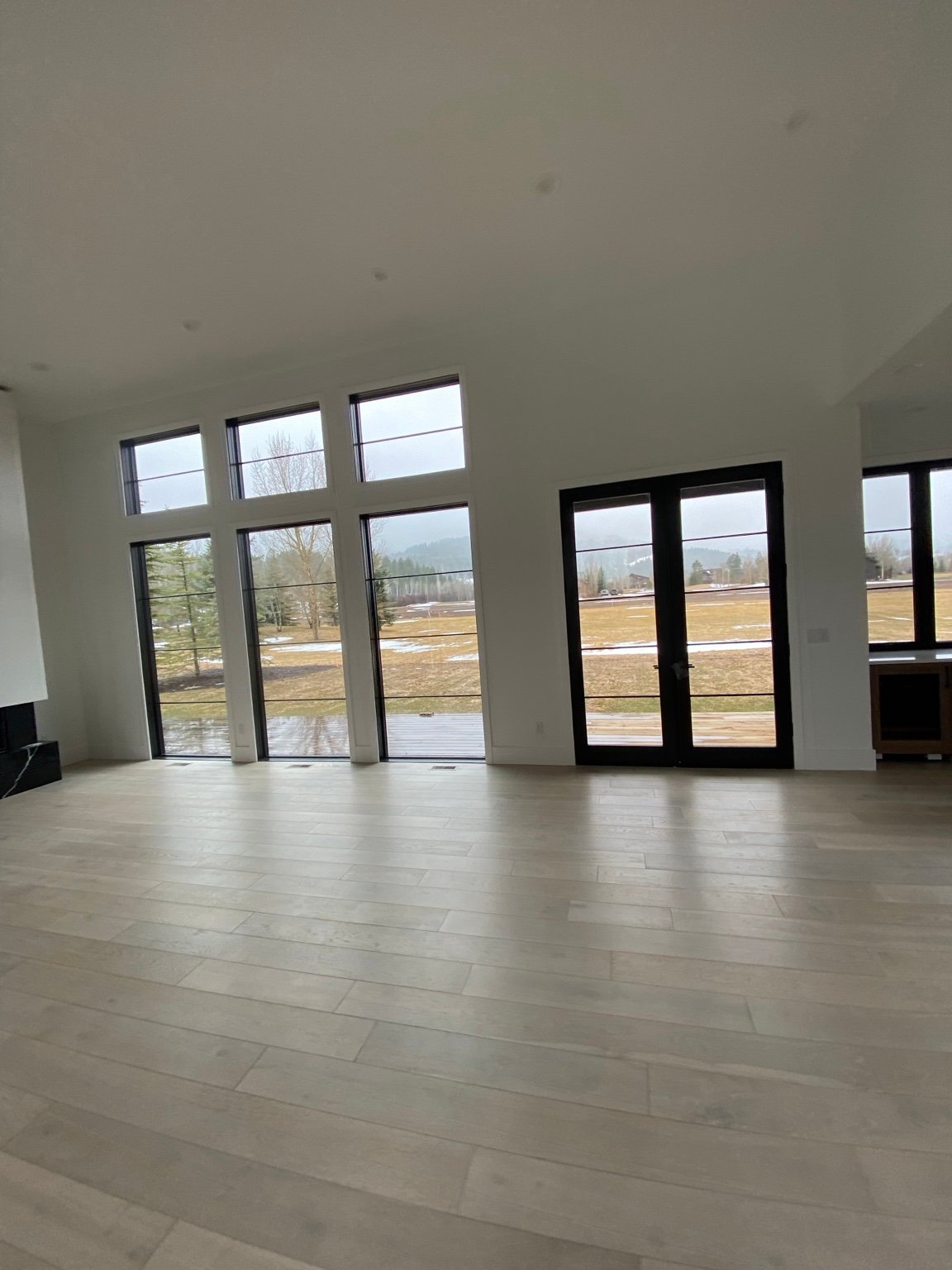 Open living room painting project